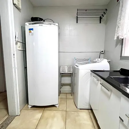 Apartamento Quadra Do Mar - 2 Quartos- Localizacao Excelente, Rua 1500 A 150 Mts Da Praia Balneario Camboriu Exterior photo
