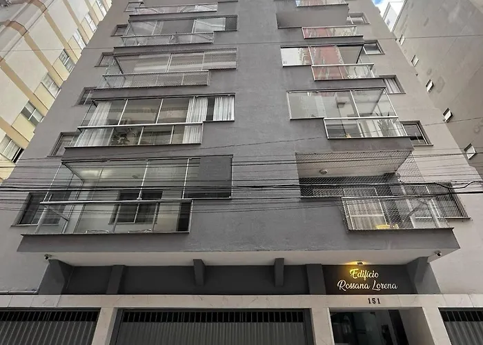 Apartamento Quadra Do Mar - 2 Quartos- Localizacao Excelente, Rua 1500 A 150 Mts Da Praia
